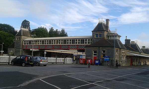 Dworzec kolejowy w Torquay.
