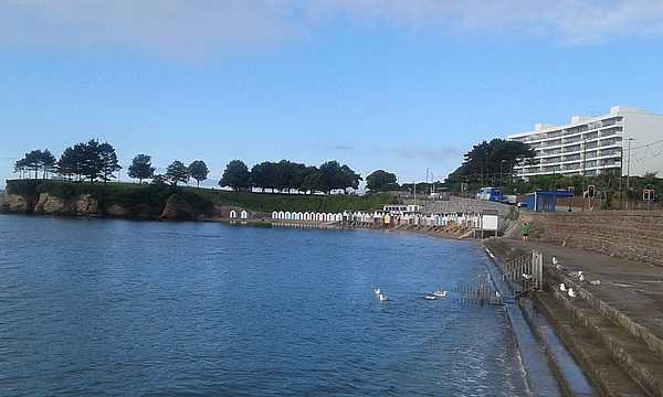 Przebieralnie na plaży w Torquay.