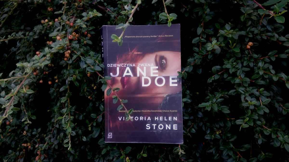 Zdjęcie okładki książki "Dziewczyna zwana Jane Doe"