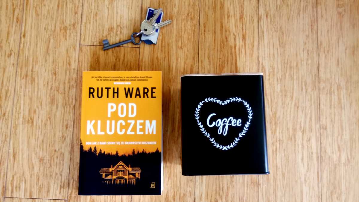 Zdjęcie okładki Pod kluczem Ruth Ware