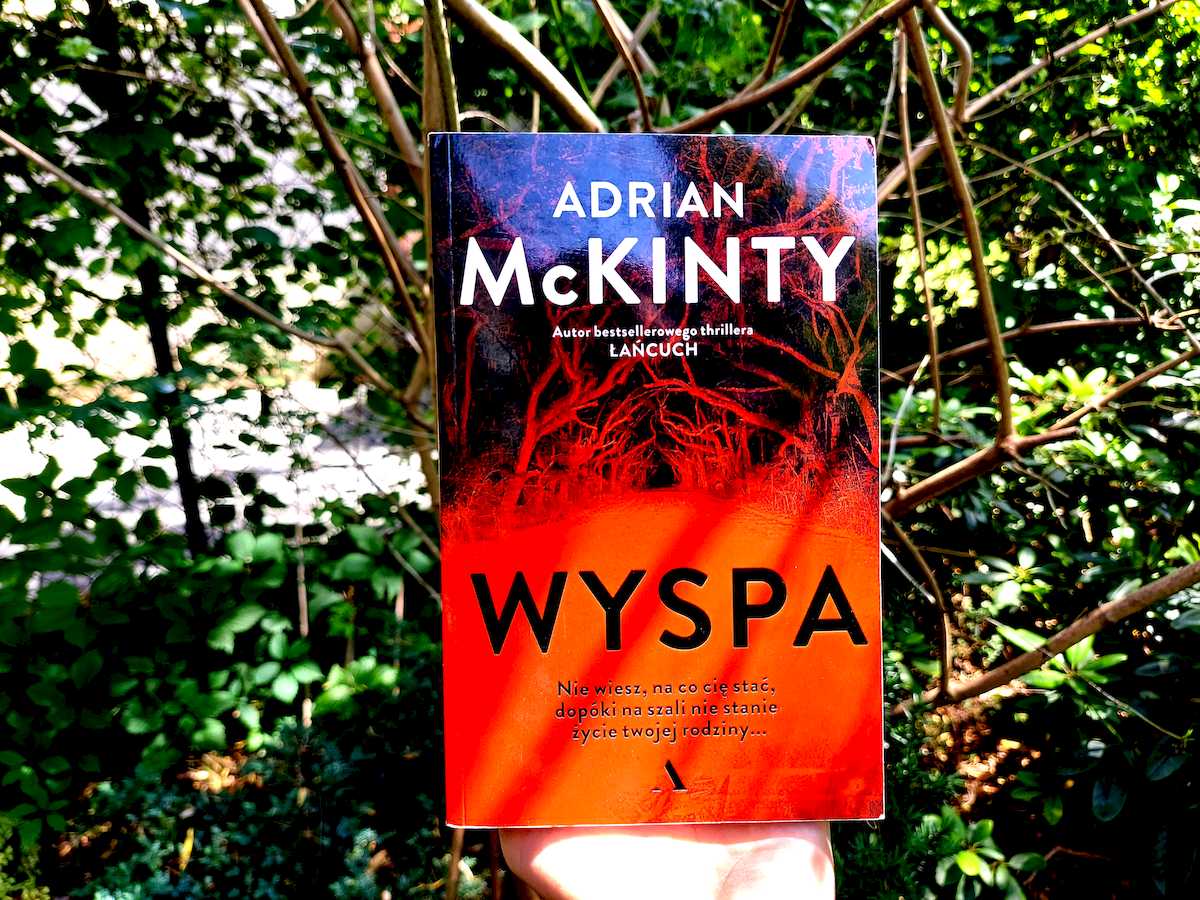 Okładka Wyspy, Adrian McKinty